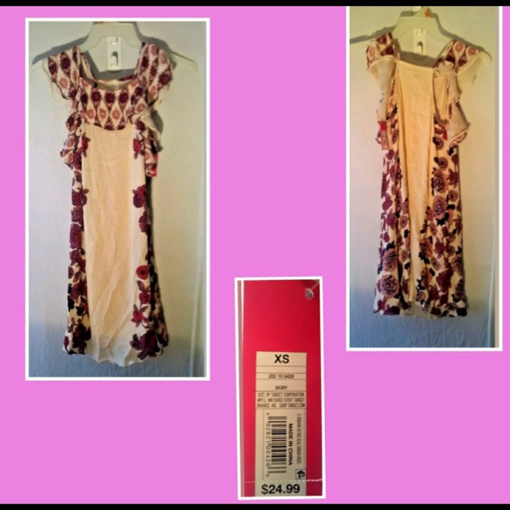 Juniors XS dress NWT
